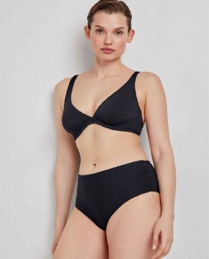 GISELA BIKINI ΠΟΥΑ ΜΠΑΝΕΛΑ